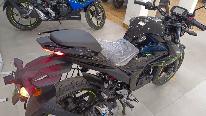 Suzuki Gixxer SF 2025
